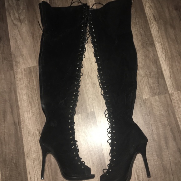 High knee boots - Picture 2 of 2